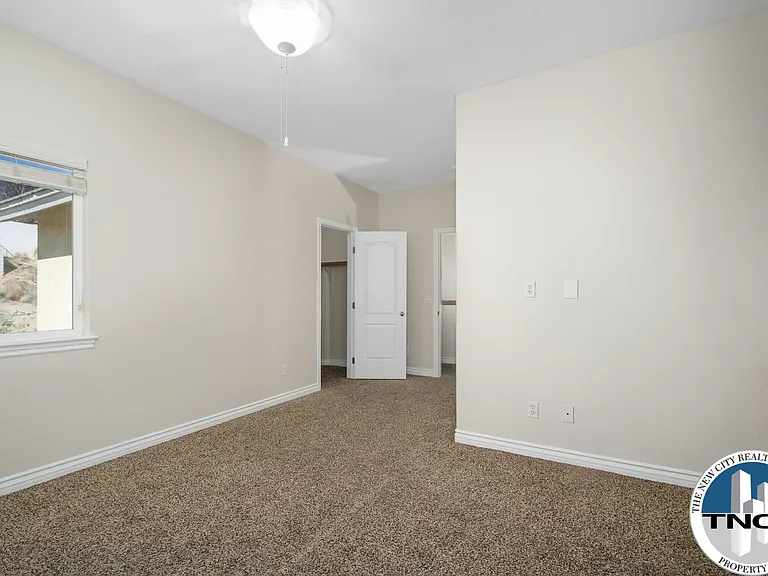17998 Vista Point Dr — Photo 29