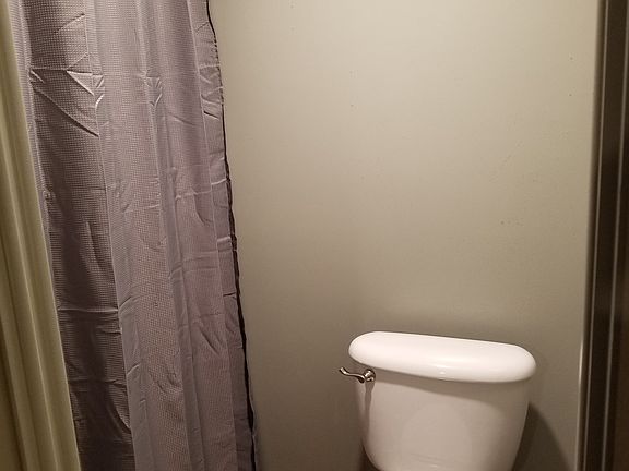 5th image of 1520 Colt Ln