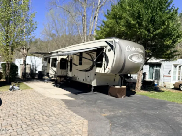 4229 E Pkwy #229-lot 229, Gatlinburg, TN 37738
