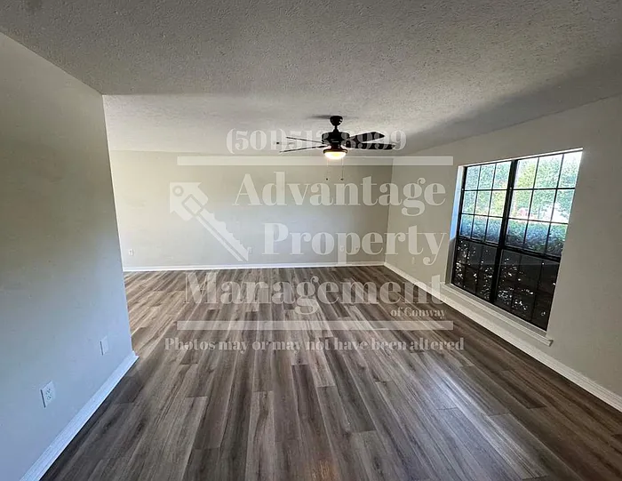 3 bed, 1.5 bath, 1504 sqft, $1,350 — Photo 2