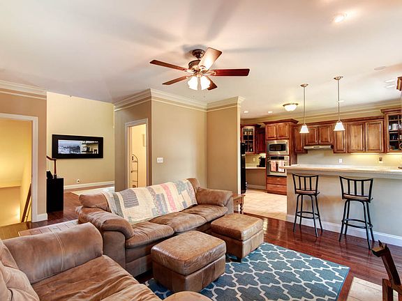 5th image of 1329 Shadybrook Cove Ln