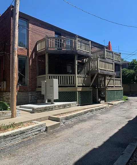 4390 McPherson Ave — Photo 37