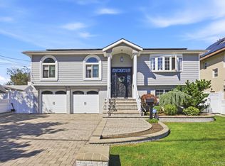2125 Franklin Ave, East Meadow, NY 11554