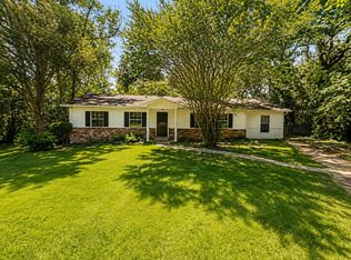 102 Horseshoe Dr, Havana, FL 32333