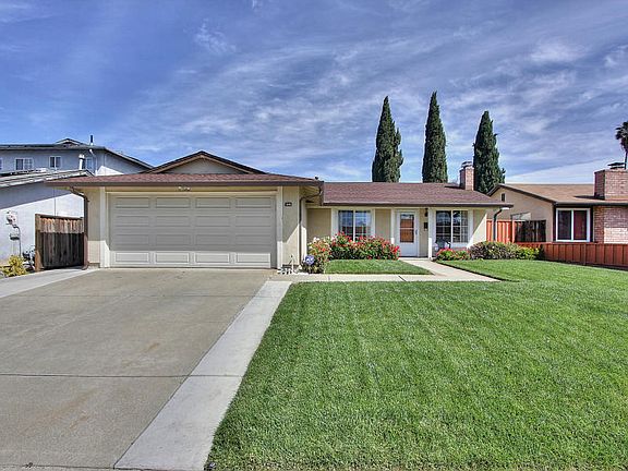 3rd image of 1654 Goldentree Dr