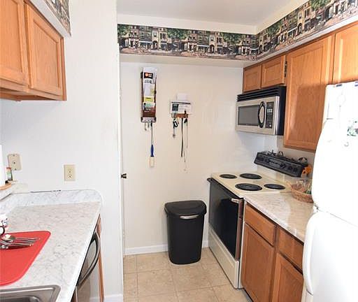 5th image of 18519 Egret Bay Blvd APT 1409