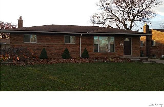 1st image of 14135 Lyons St