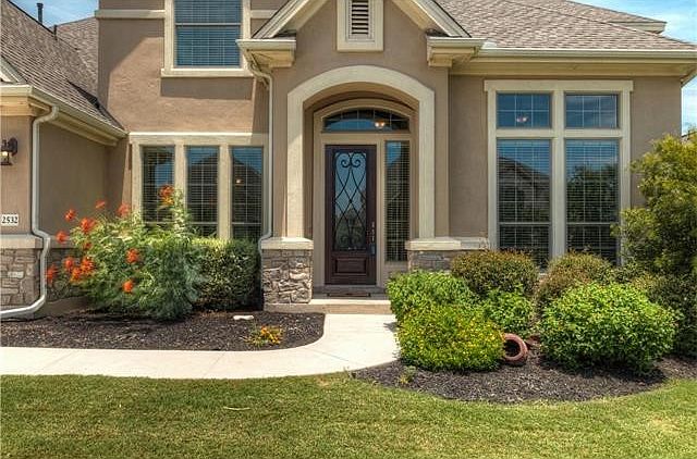 1st image of 2532 Champions Corner Dr