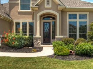 2532 Champions Corner Dr, Leander, TX 78641
