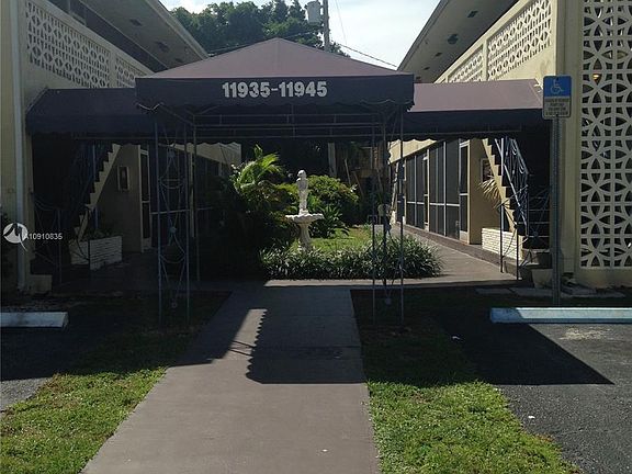 5th image of 11945 NE 19th Dr APT 1