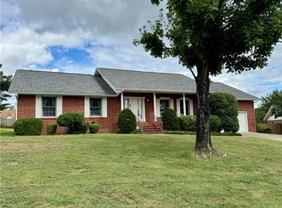 1207 S Tru Ln, Rogers, AR 72756