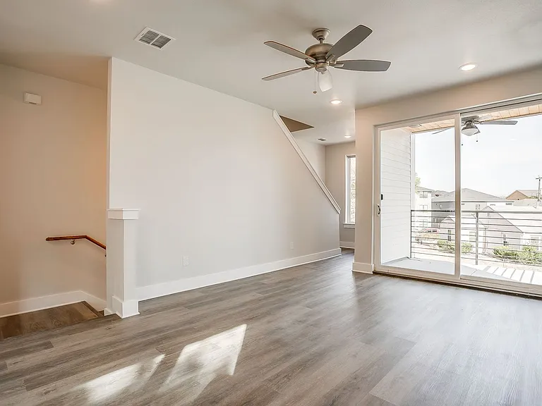 2323 Benbrook Blvd — Photo 24