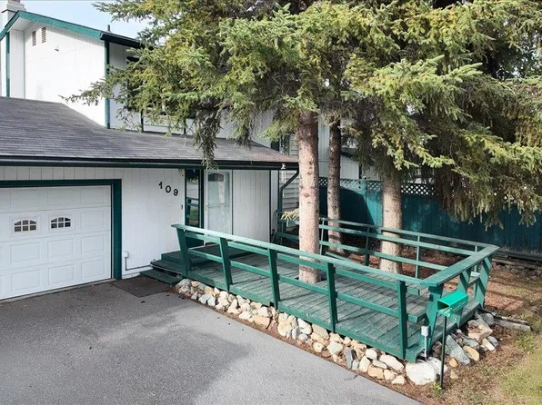 109 Hickory Dr, Fairbanks, AK 99709