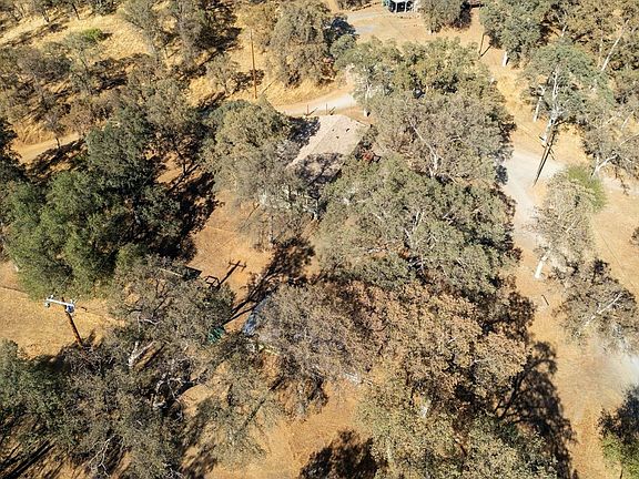 5th image of 13944 Lake Dr