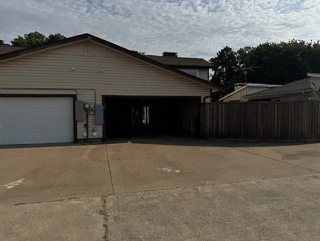 2312 Garden Park Ct — Photo 28
