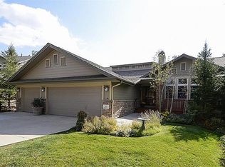 918 Parkcliff Ln, Castle Pines, CO 80108