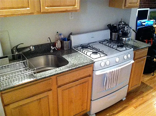 Rented by NY Living Solutions | media 34