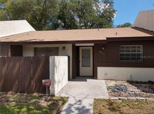 8517 Wakulla Dr, Temple Terrace, FL 33637