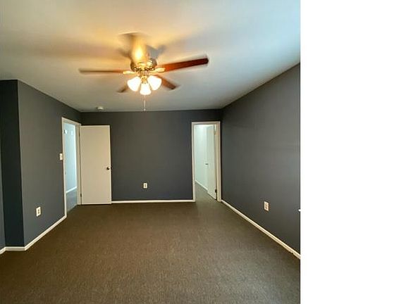3rd image of 411 Winterberry Dr