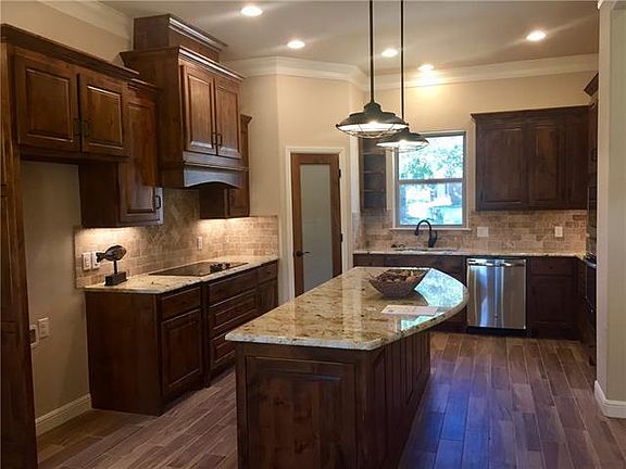 4th image of 8815 Sundance Place Ct