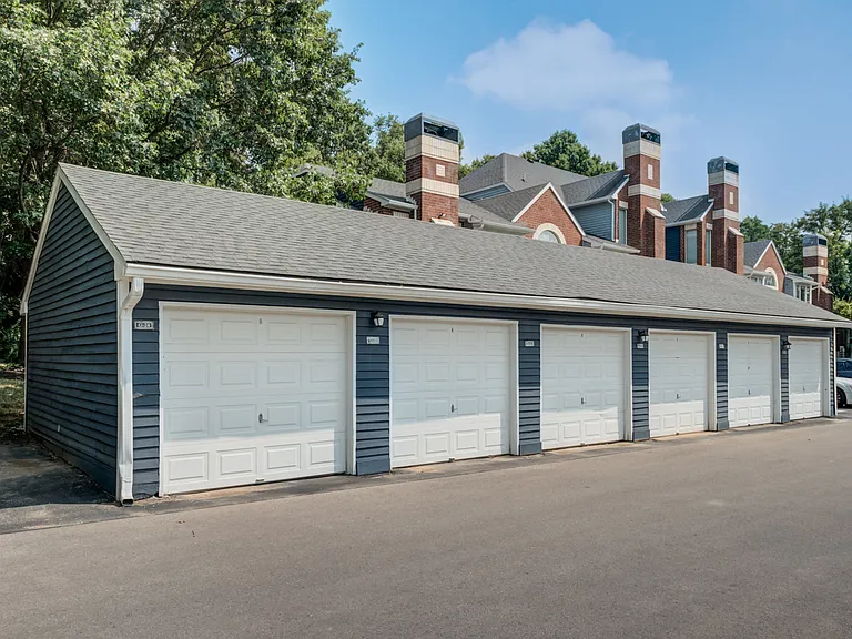 Century Lake Apartment Homes — Photo 25
