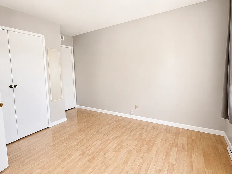 2132 Forbes Ave — Photo 26