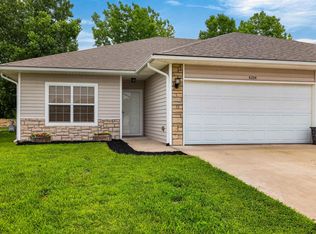 4204 SW Shenandoah Rd, Topeka, KS 66610