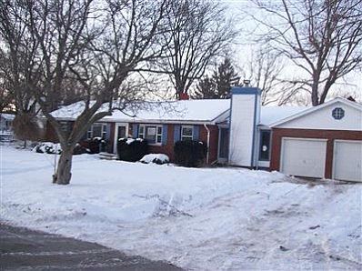 1st image of 200 Hickory Ave