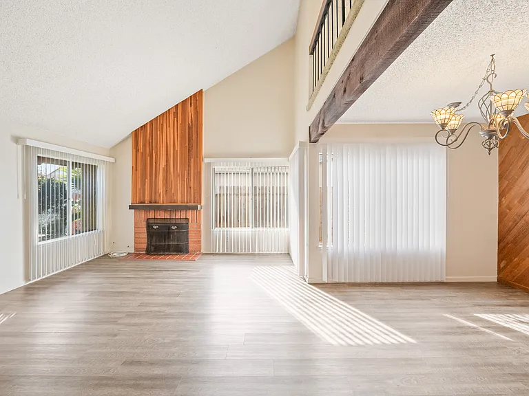 8936 Libra Dr — Photo 5