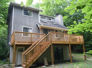 5103 Autumn Ln, Pocono Lake, PA 18347