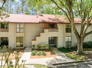 604 Clubhouse Ct, Jacksonville, FL 32256