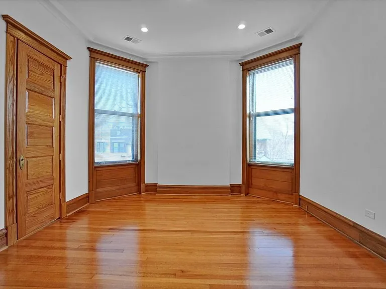 662 W Wellington Ave #3E — Photo 13