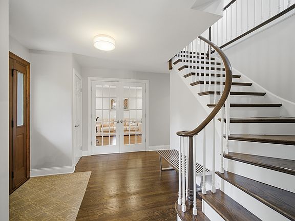 4th image of 1473 Arbor Ln