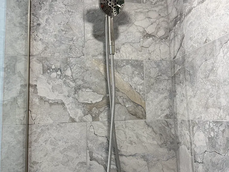 15 Main St #6 — Photo 11