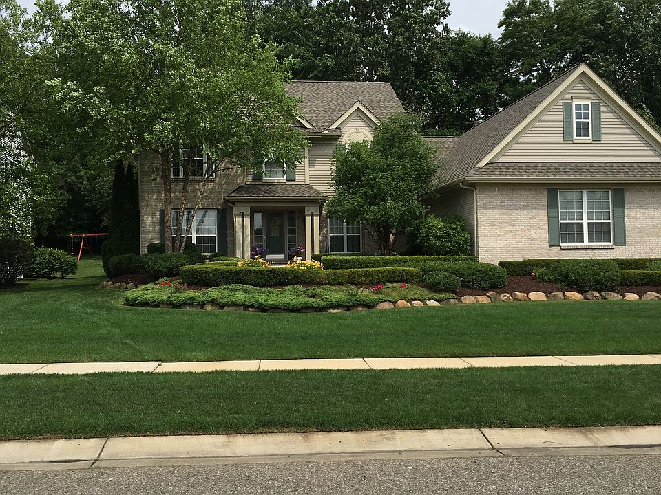 1st image of 673 Akehurst Ln