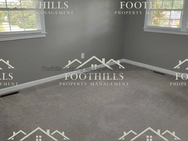 510 Drayton Cir — Photo 9