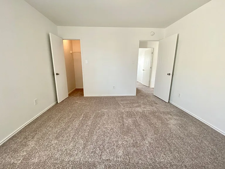 6608 Ferrystone Pass — Photo 23