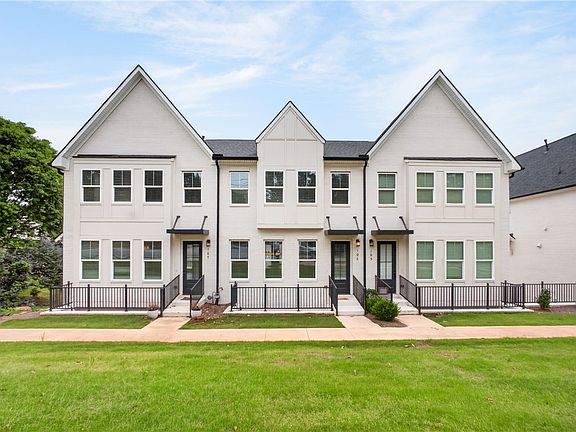 3rd image of 2106 Moores Mill Rd #106