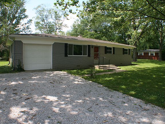 2nd image of 572 Meadow Ln #House