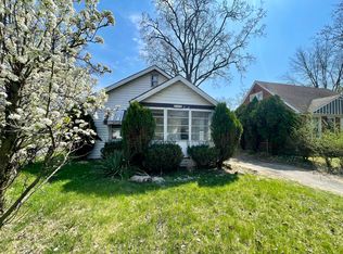 21796 Poinciana St, Southfield, MI