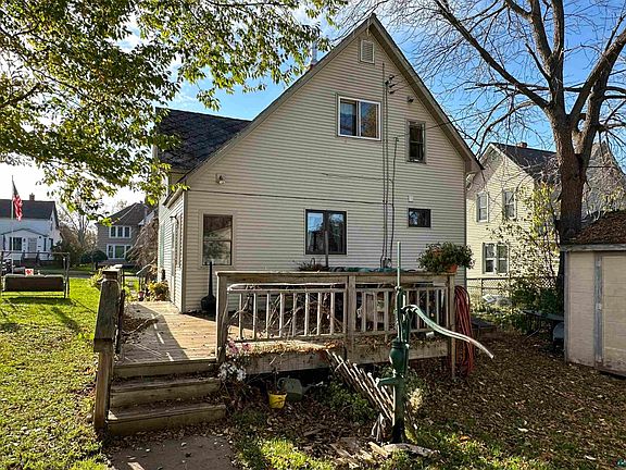 3rd image of 412 W 14th Ave