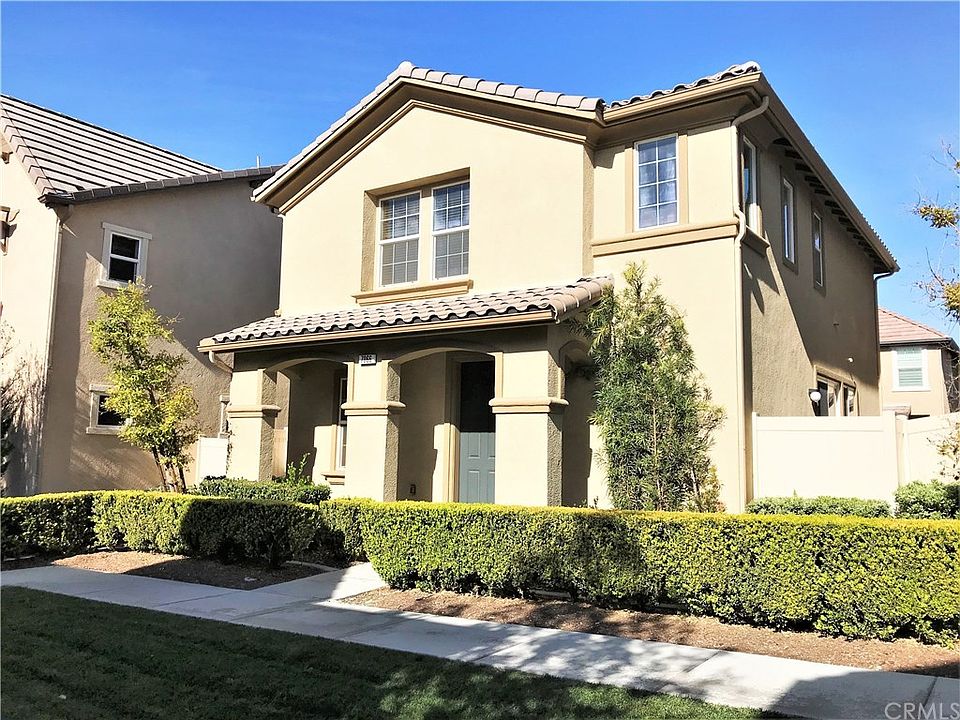 1st image of 7066 Village Dr