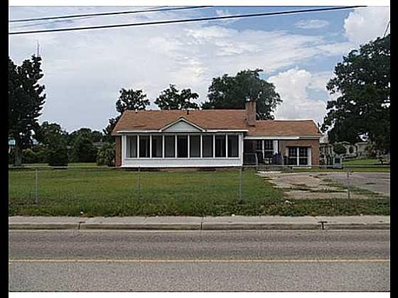 1st image of 157 Rodenberg Ave