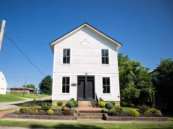 26260 Main St, Coolville, OH 45723