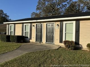 1774 Roberta Ct, Fayetteville, NC 28304