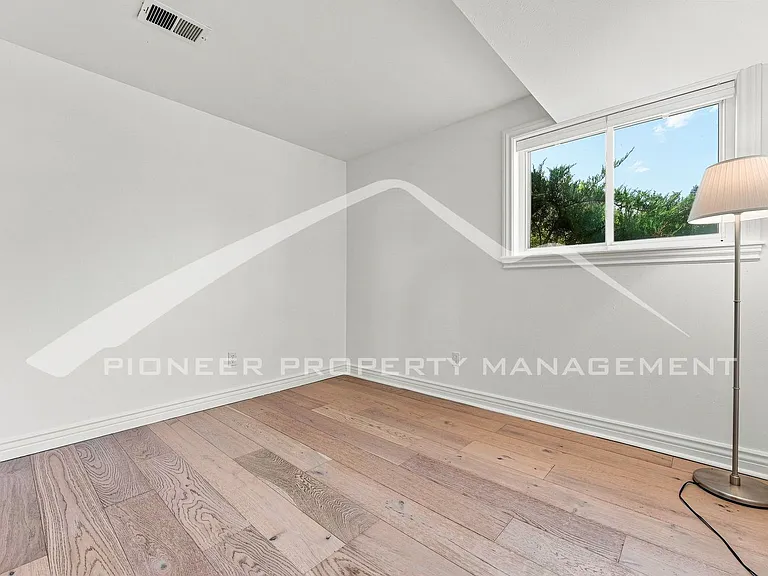 3167 S Emporia Ct — Photo 9