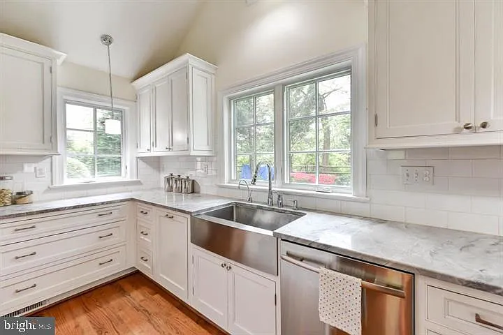 7219 Hyde Rd — Photo 11