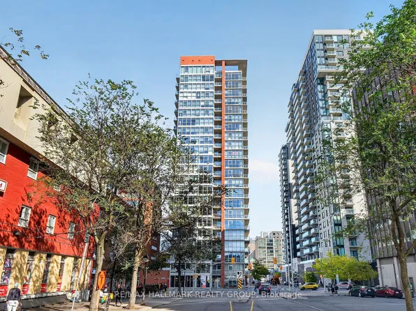 179 George St #1206, Ottawa, ON K1N 1J8