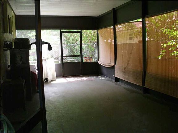 5th image of 10317 NE 2nd Ave