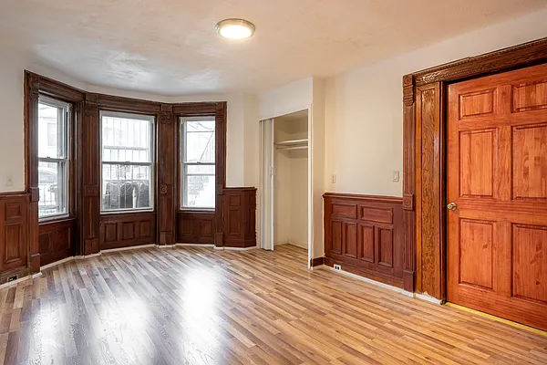 Rented by Next Wave Realty | media 9